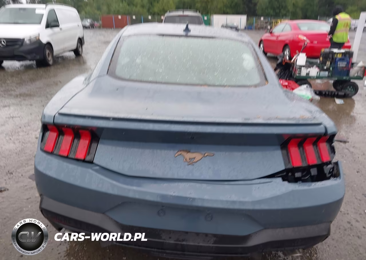 2024 Ford Mustang Ecoboost Premium Fastback VIN:1FA6P8TH8R5121824 - 16