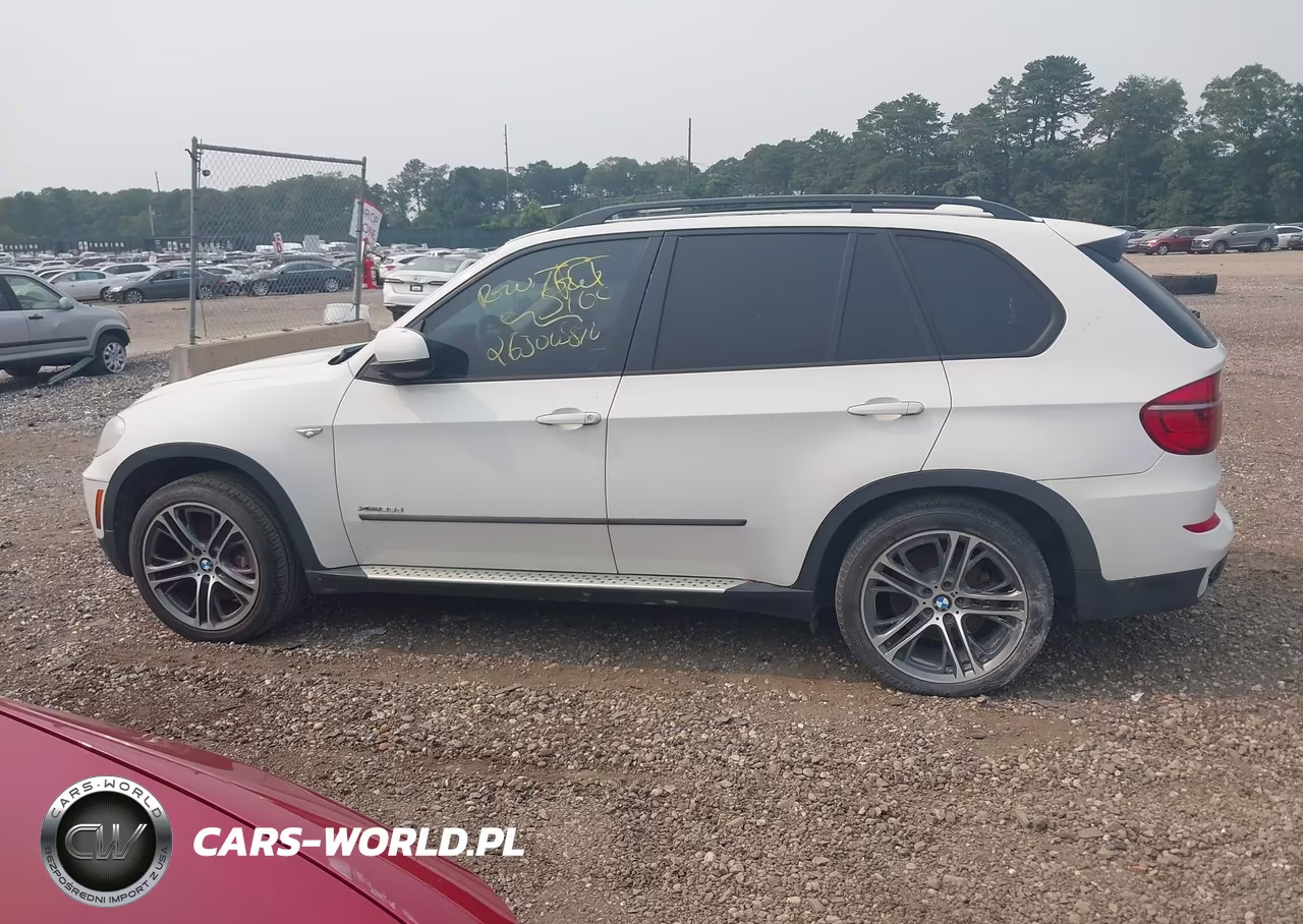 2012 BMW X5 xDrive35D VIN:5UXZW0C56CL668187 - 13