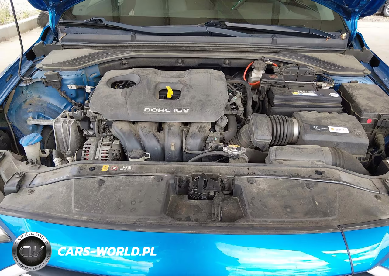 2018 Hyundai Elantra Sel VIN:5NPD84LF0JH315502 - 10