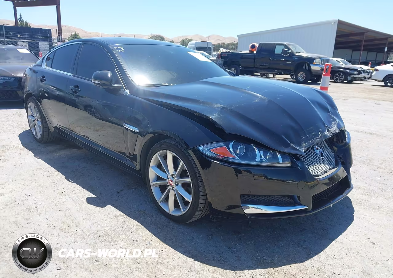 2015 Jaguar Xf 3.0 Portfolio-3.0 Sport – zdjęcie 1 z 18