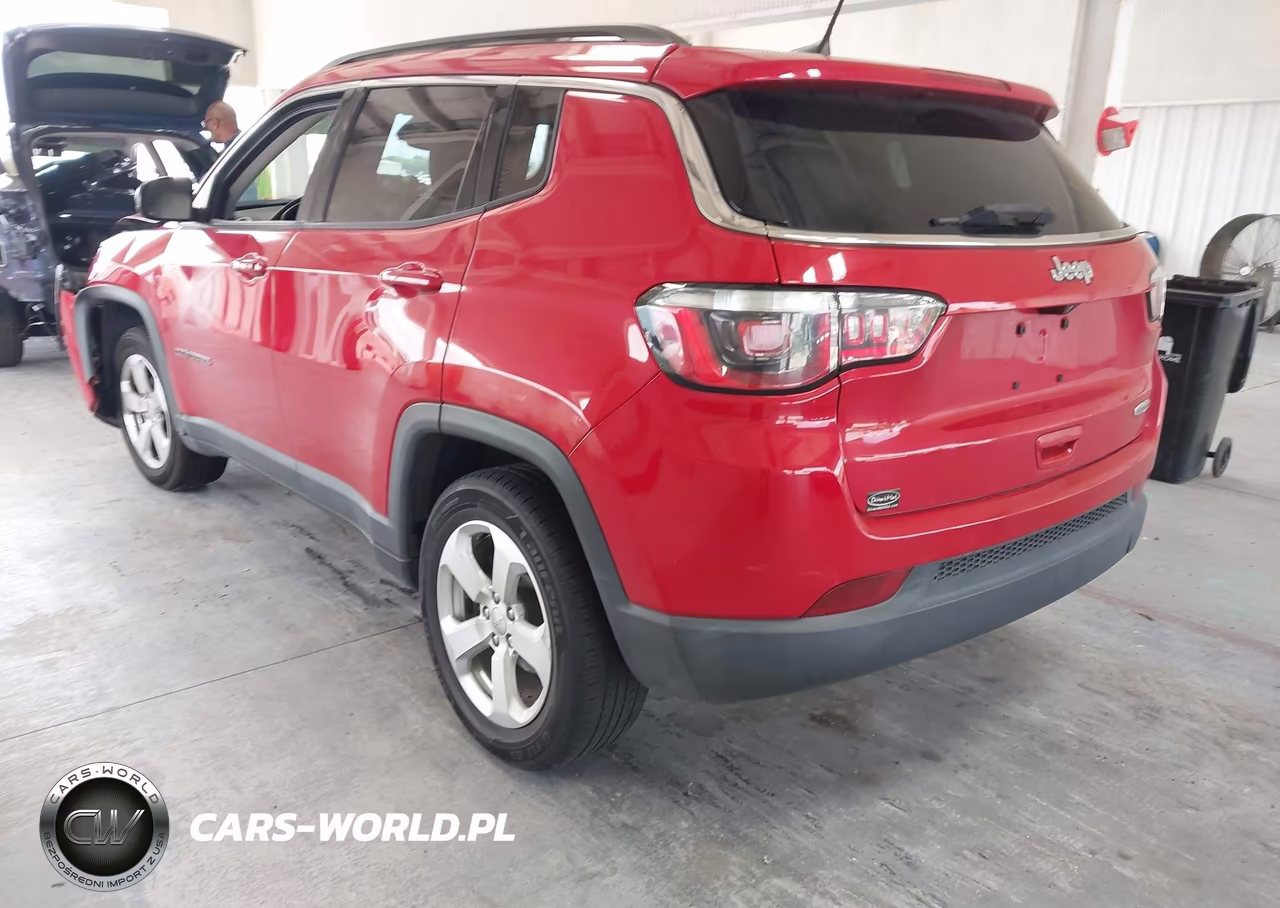 2018 Jeep Compass Latitude Fwd VIN:3C4NJCBB7JT268003 - 3