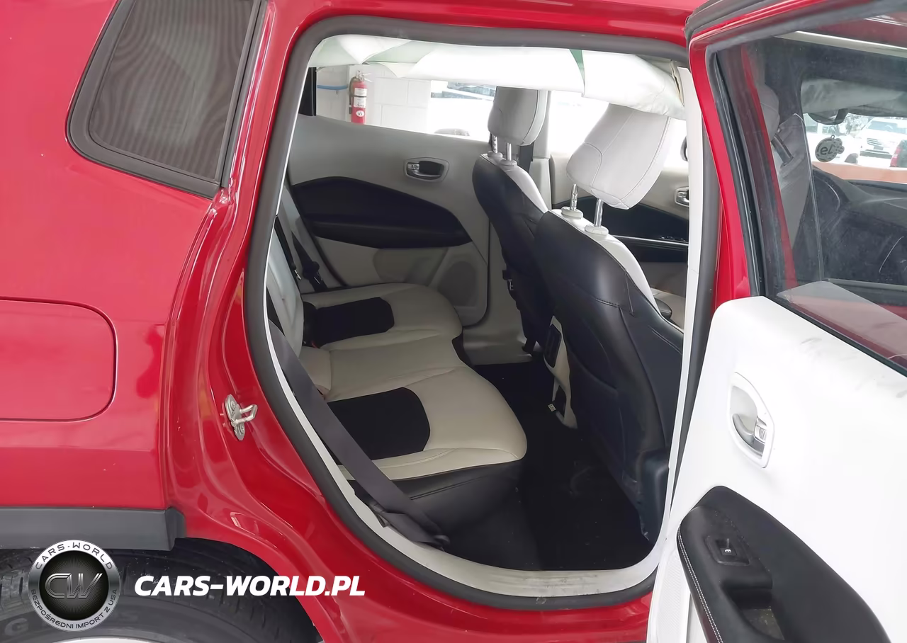 2018 Jeep Compass Latitude Fwd VIN:3C4NJCBB7JT268003 - 8