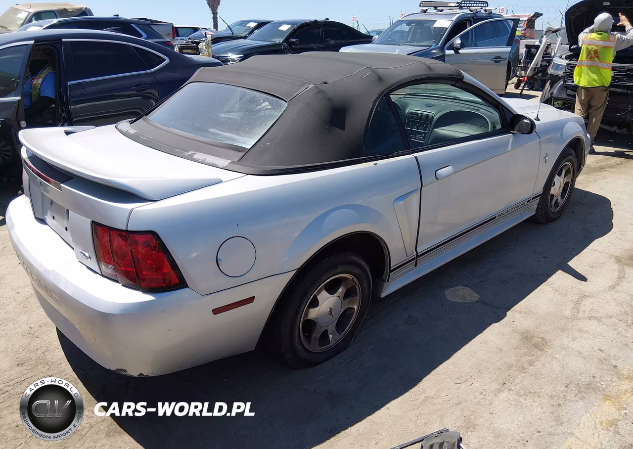 2000 Ford Mustang VIN:1FAFP4445YF113127 - 4