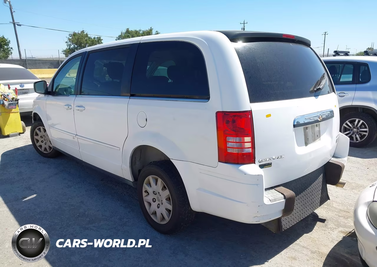 2009 Chrysler Town & Country Lx VIN:2A8HR44E59R656065 - 3