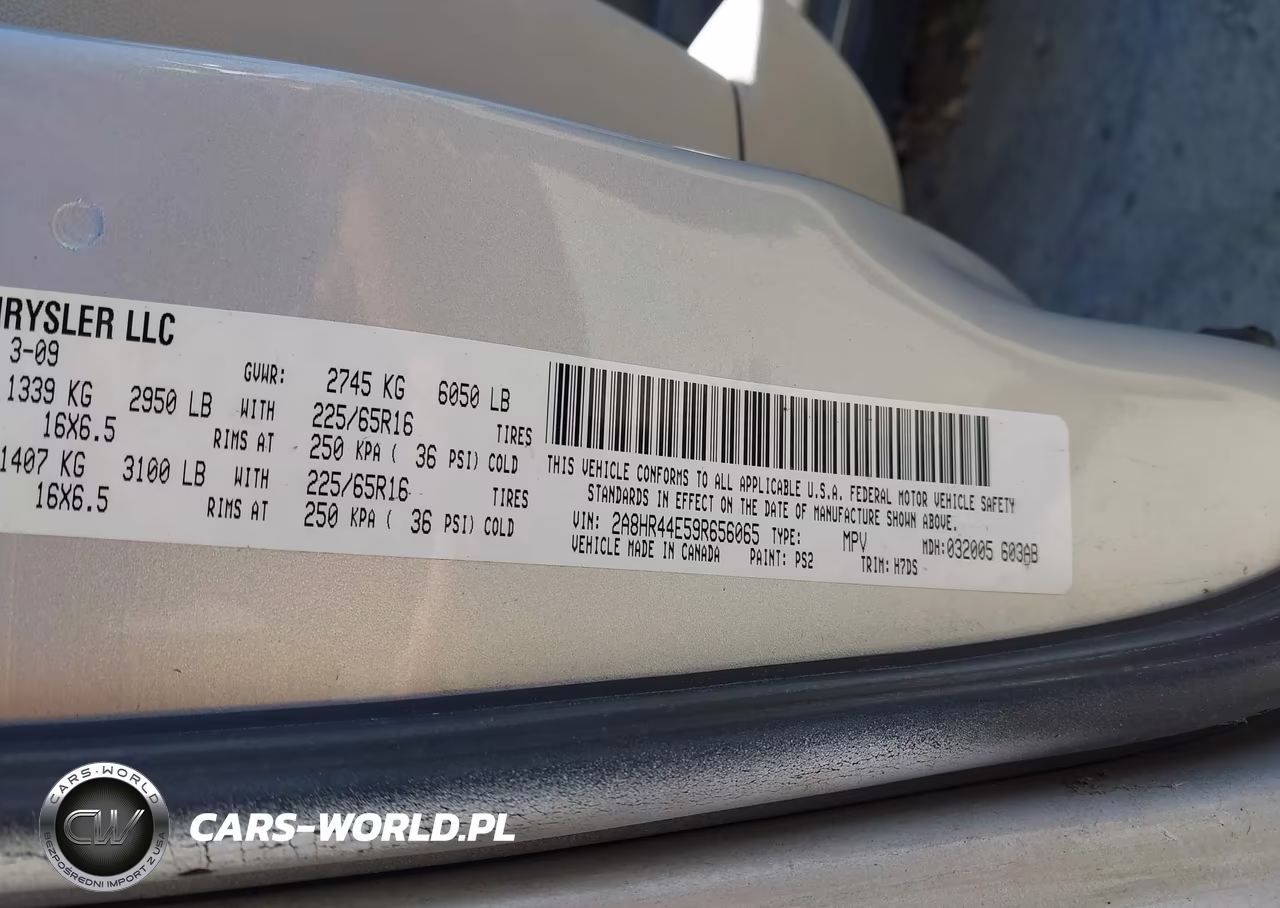 2009 Chrysler Town & Country Lx VIN:2A8HR44E59R656065 - 9