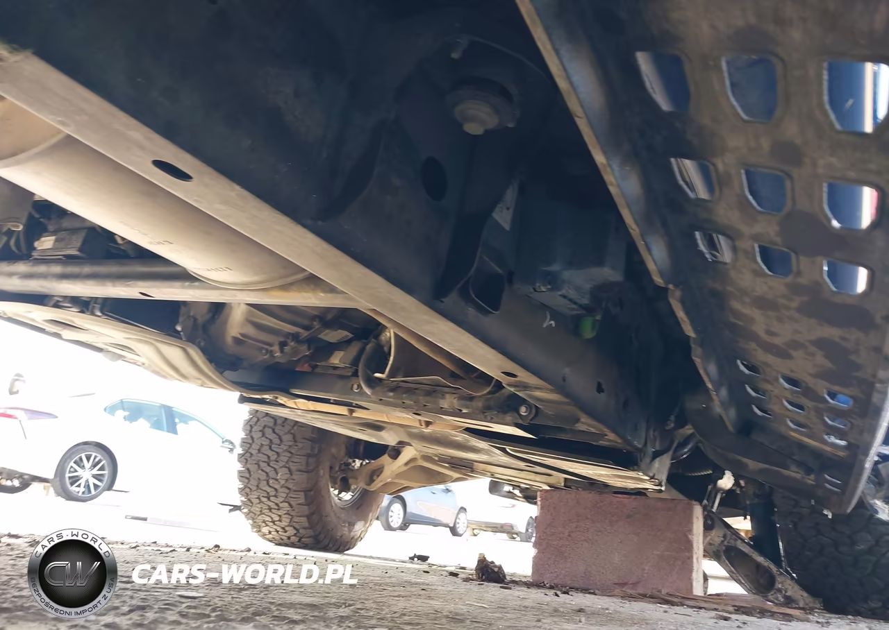 2018 Ford F-150 Raptor VIN:1FTFW1RG8JFD04223 - 14