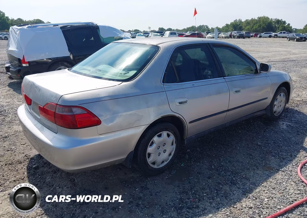 1999 Honda Accord Lx VIN:1HGCG5641XA039105 - 4
