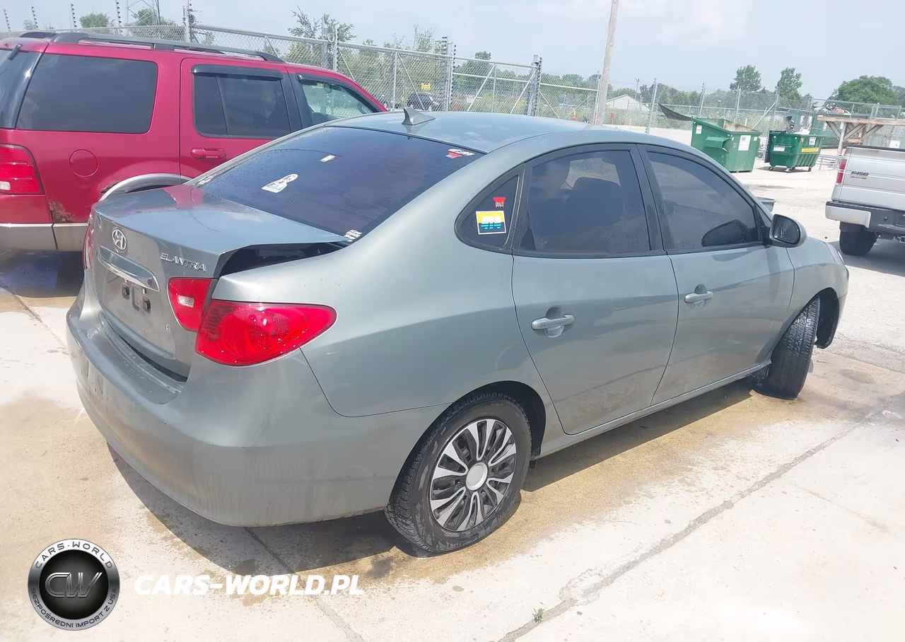 2010 Hyundai Elantra Gls VIN:KMHDU4AD5AU900512 - 4