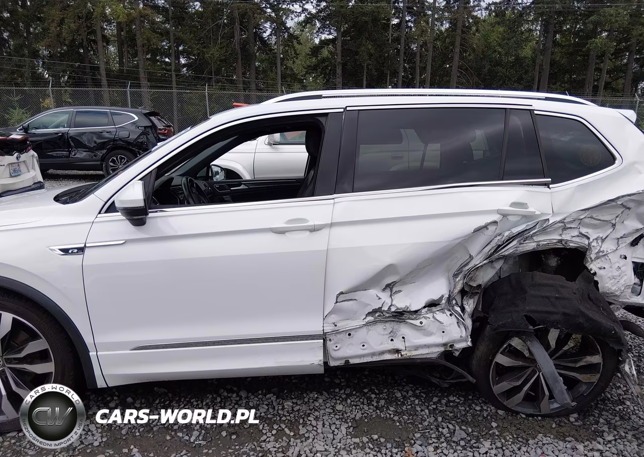 2018 Volkswagen Tiguan 2.0T Sel Premium VIN:3VV4B7AX6JM201417 - 14