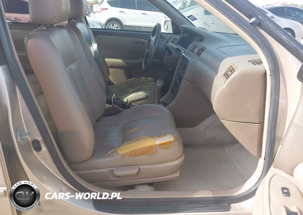1998 Toyota Camry Le VIN:JT2BG22K5W0187168 - 5