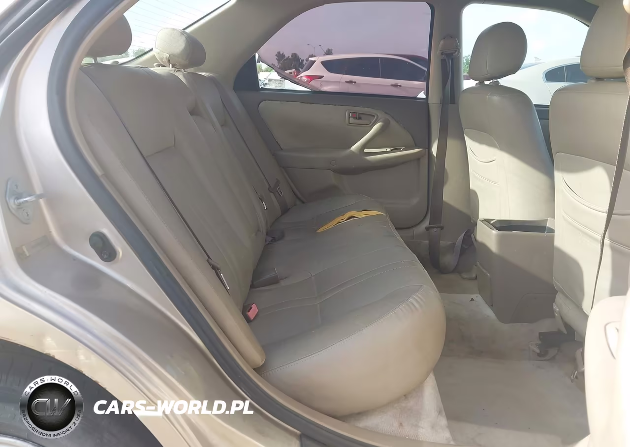 1998 Toyota Camry Le VIN:JT2BG22K5W0187168 - 8