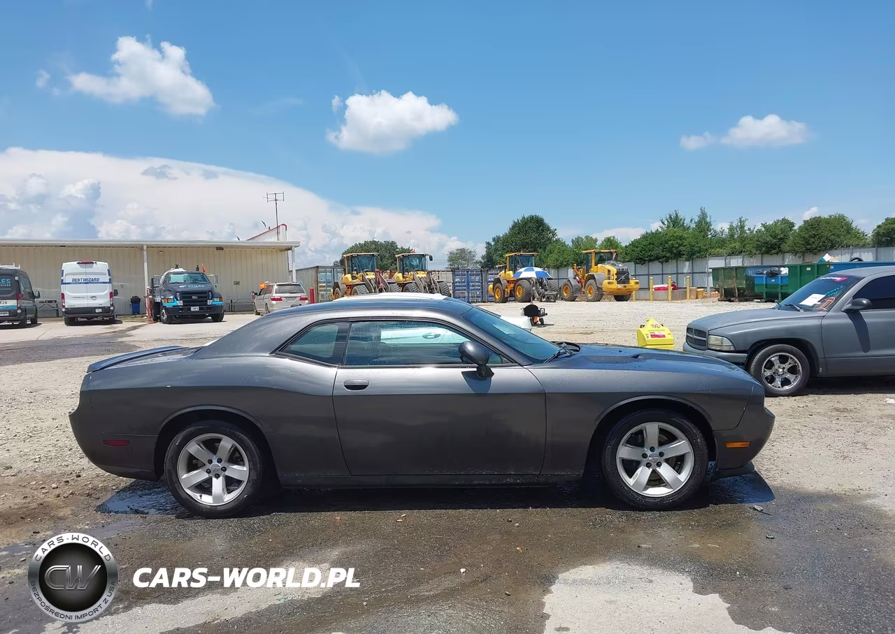 2013 Dodge Challenger Sxt VIN:2C3CDYAG4DH631075 - 13