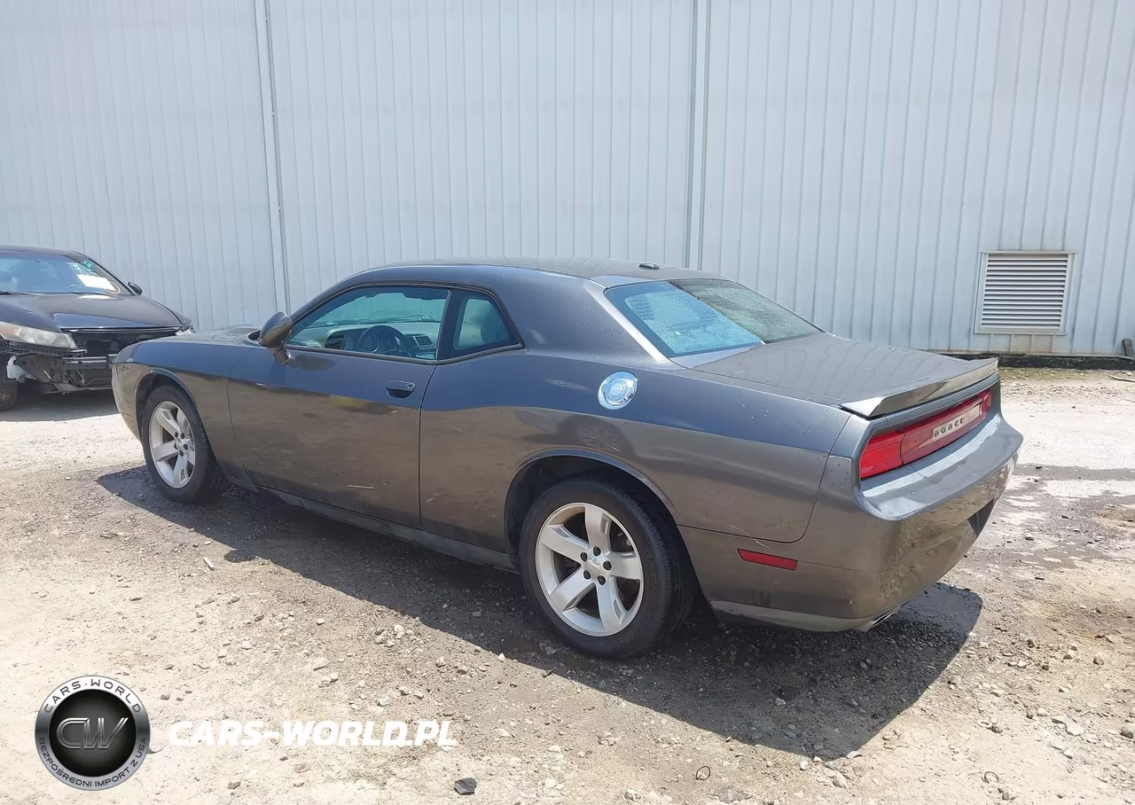 2013 Dodge Challenger Sxt VIN:2C3CDYAG4DH631075 - 3