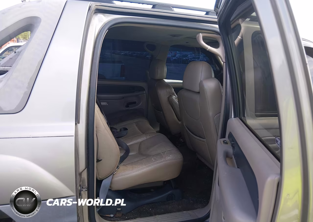 2002 Chevrolet Avalanche 2500 VIN:3GNGC23G72G168265 - 8