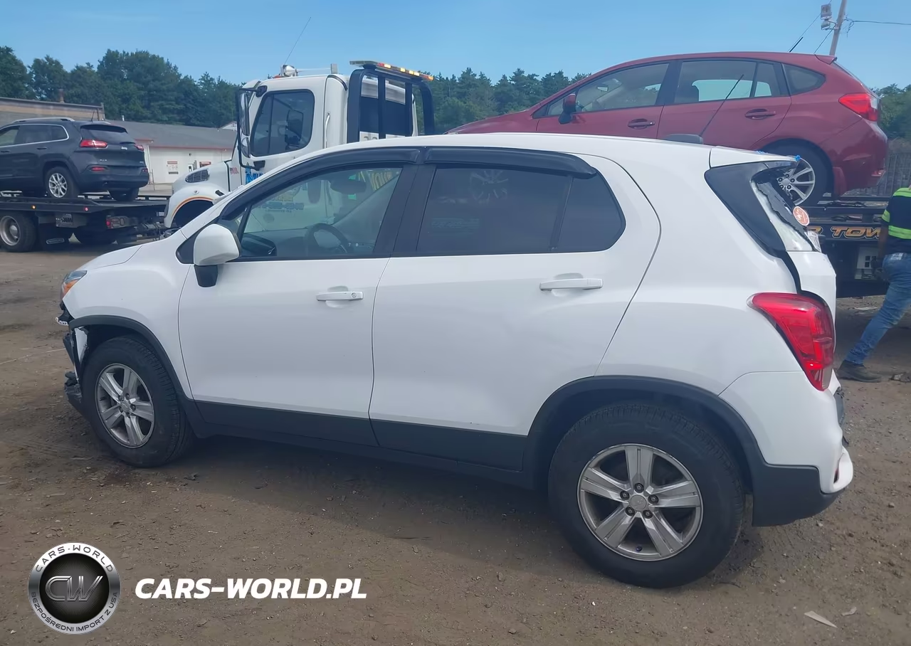 2020 Chevrolet Trax Awd Ls VIN:3GNCJNSB7LL297028 - 14