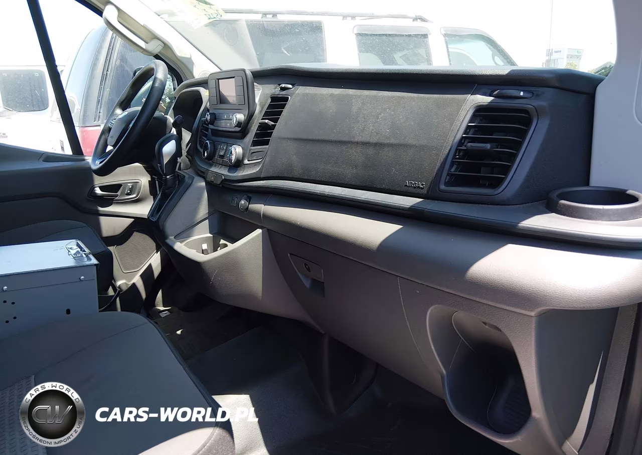 2024 Ford Transit-250 VIN:1FTBR1Y86RKA68142 - 5