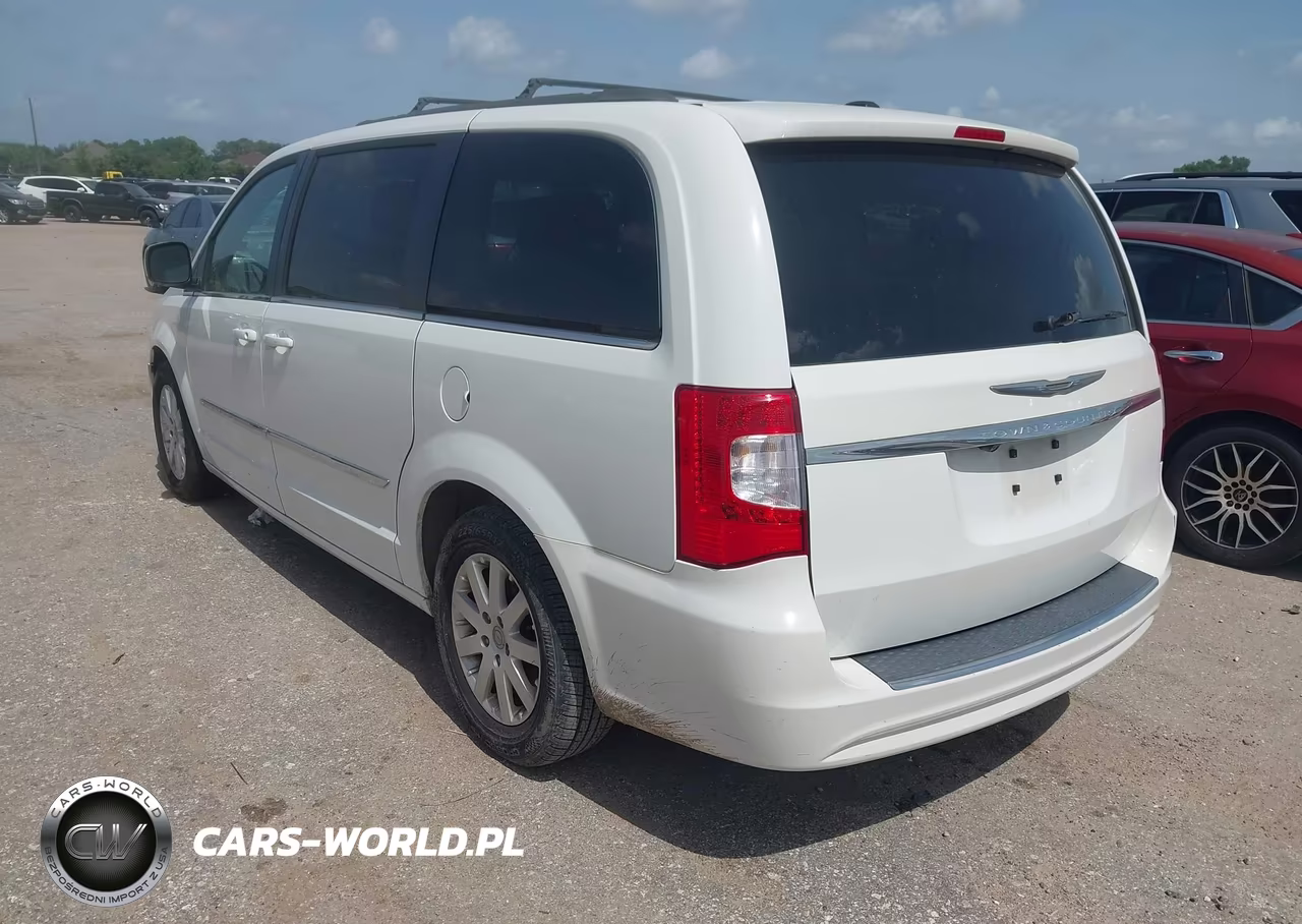 2013 Chrysler Town & Country Touring VIN:2C4RC1BG0DR605873 - 3