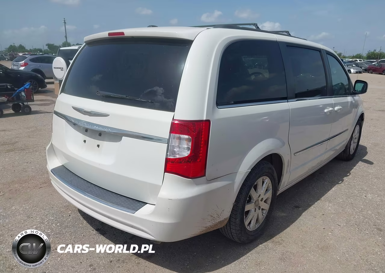 2013 Chrysler Town & Country Touring VIN:2C4RC1BG0DR605873 - 4