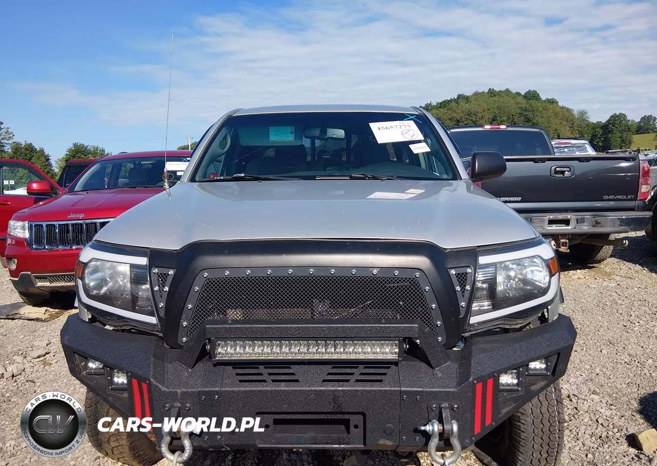 2010 Toyota Tacoma Prerunner V6 VIN:5TEJU4GN2AZ697979 - 13