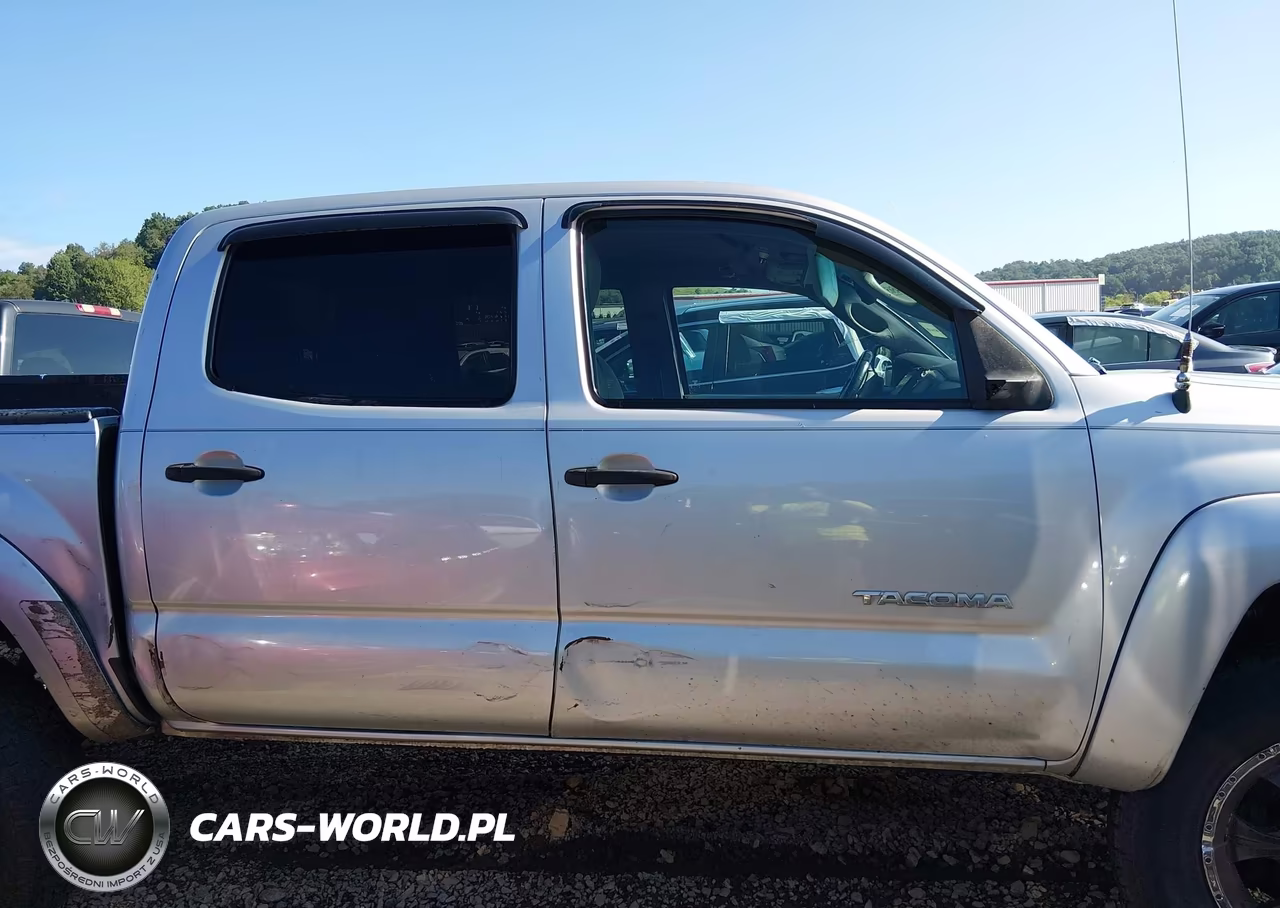 2010 Toyota Tacoma Prerunner V6 VIN:5TEJU4GN2AZ697979 - 14