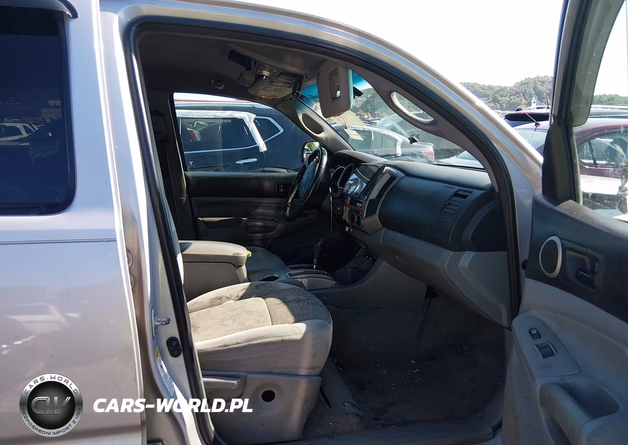 2010 Toyota Tacoma Prerunner V6 VIN:5TEJU4GN2AZ697979 - 5
