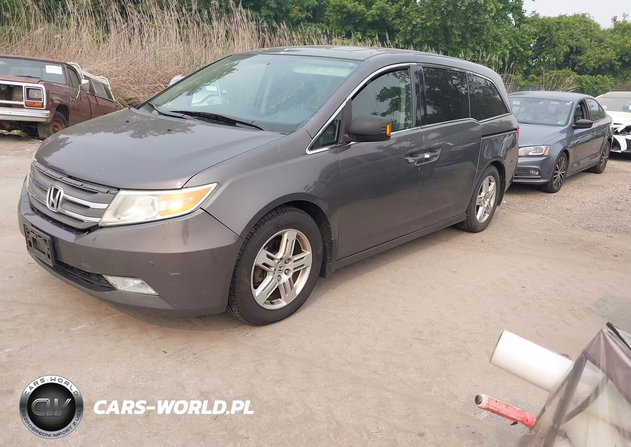 2013 Honda Odyssey Touring-Touring Elite VIN:5FNRL5H94DB011590 - 2