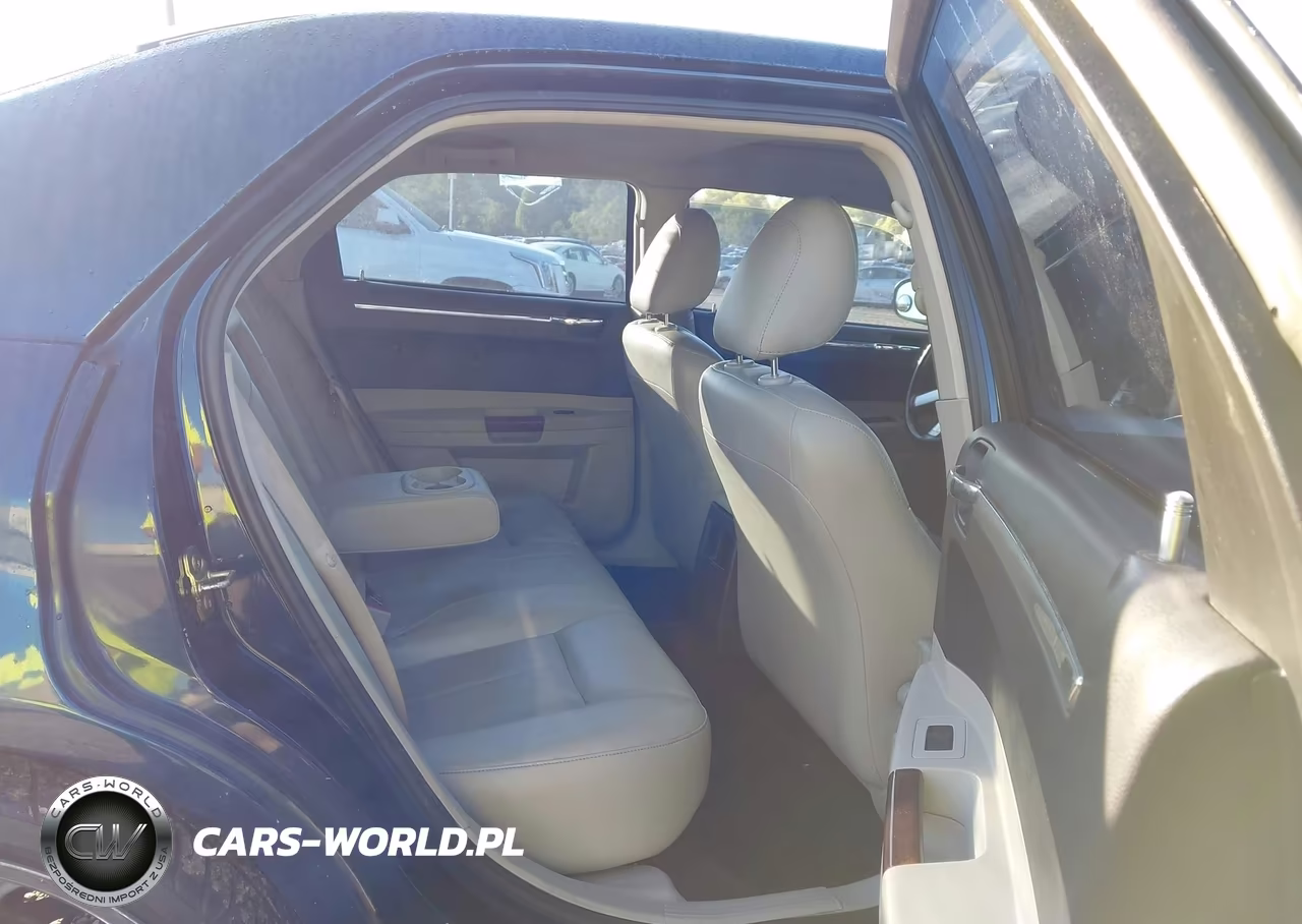 2005 Chrysler 300 Touring VIN:2C3JA53G15H538169 - 8