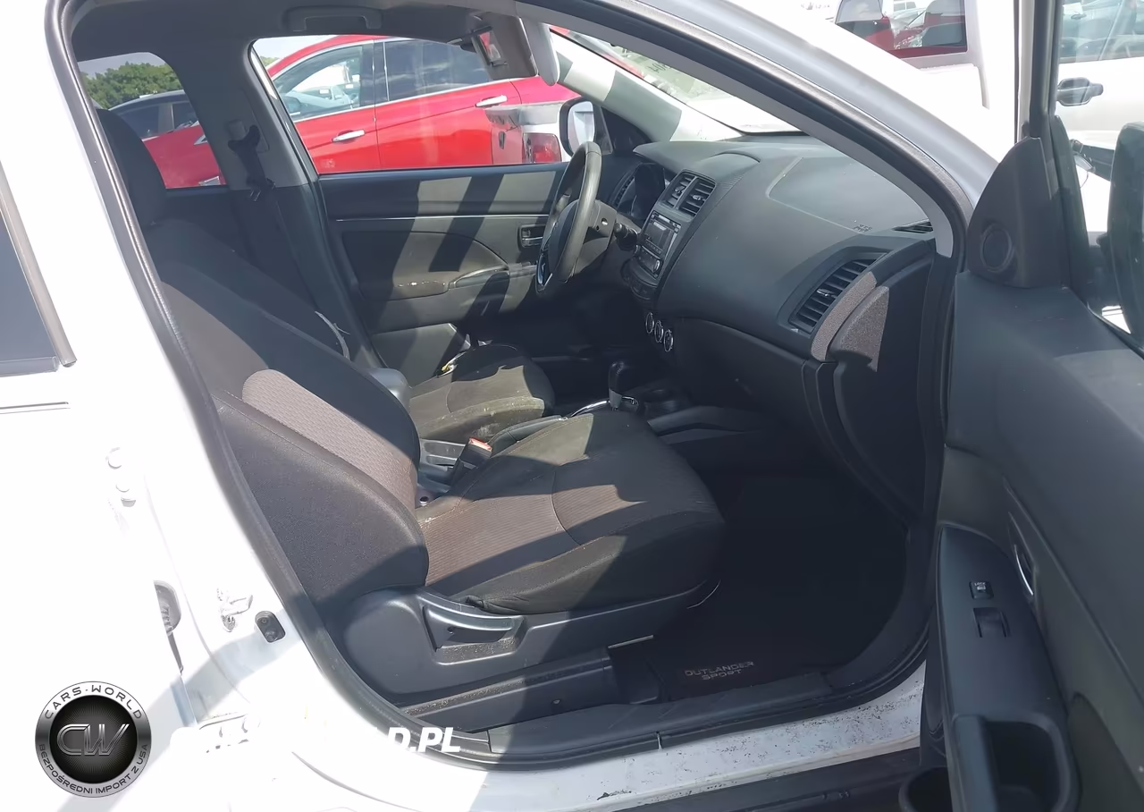2017 Mitsubishi Outlander Sport Es VIN:JA4AP3AU7HZ013820 - 5