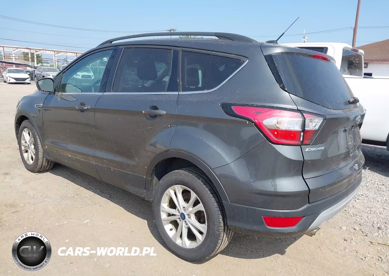 2018 Ford Escape Se VIN:1FMCU0GD2JUA88288 - 3