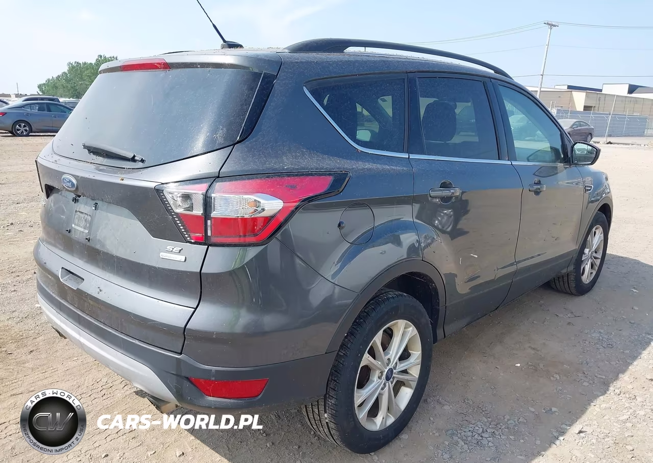 2018 Ford Escape Se VIN:1FMCU0GD2JUA88288 - 4