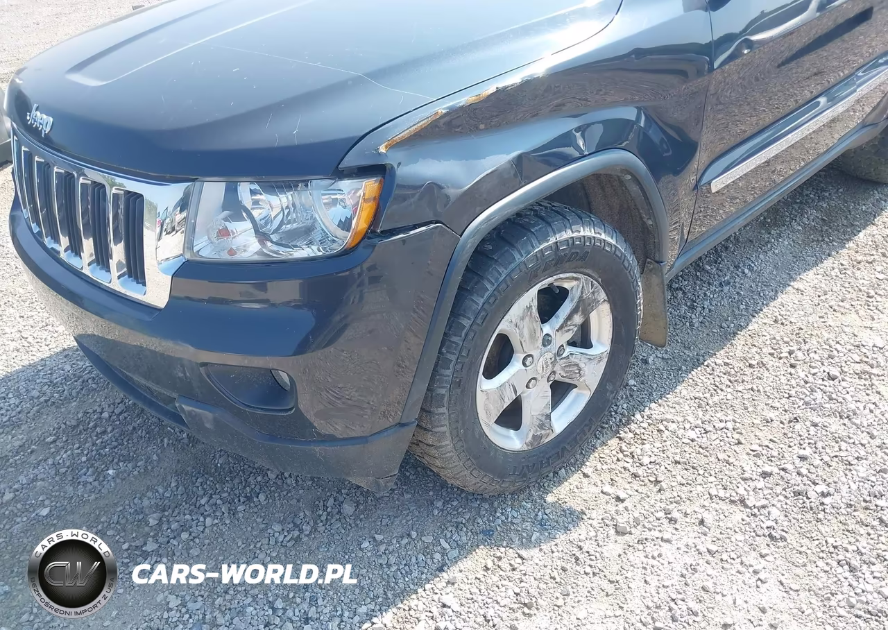 2013 Jeep Grand Cherokee Laredo VIN:1C4RJFAG4DC513999 - 6