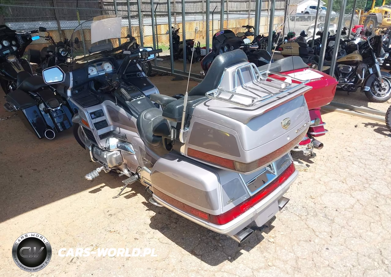 1999 Honda Gl1500 Se12 VIN:1HFSC2231XA102856 - 3