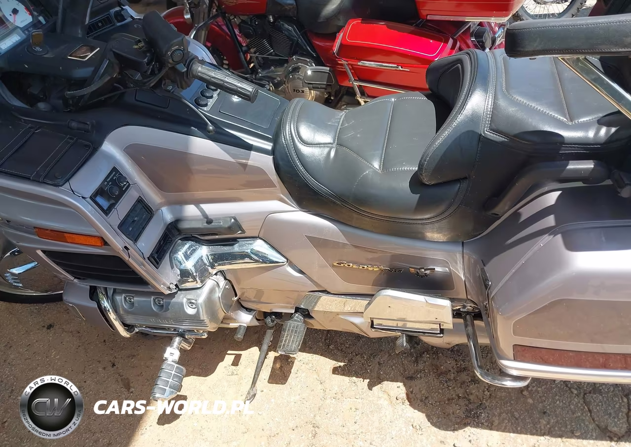 1999 Honda Gl1500 Se12 VIN:1HFSC2231XA102856 - 9