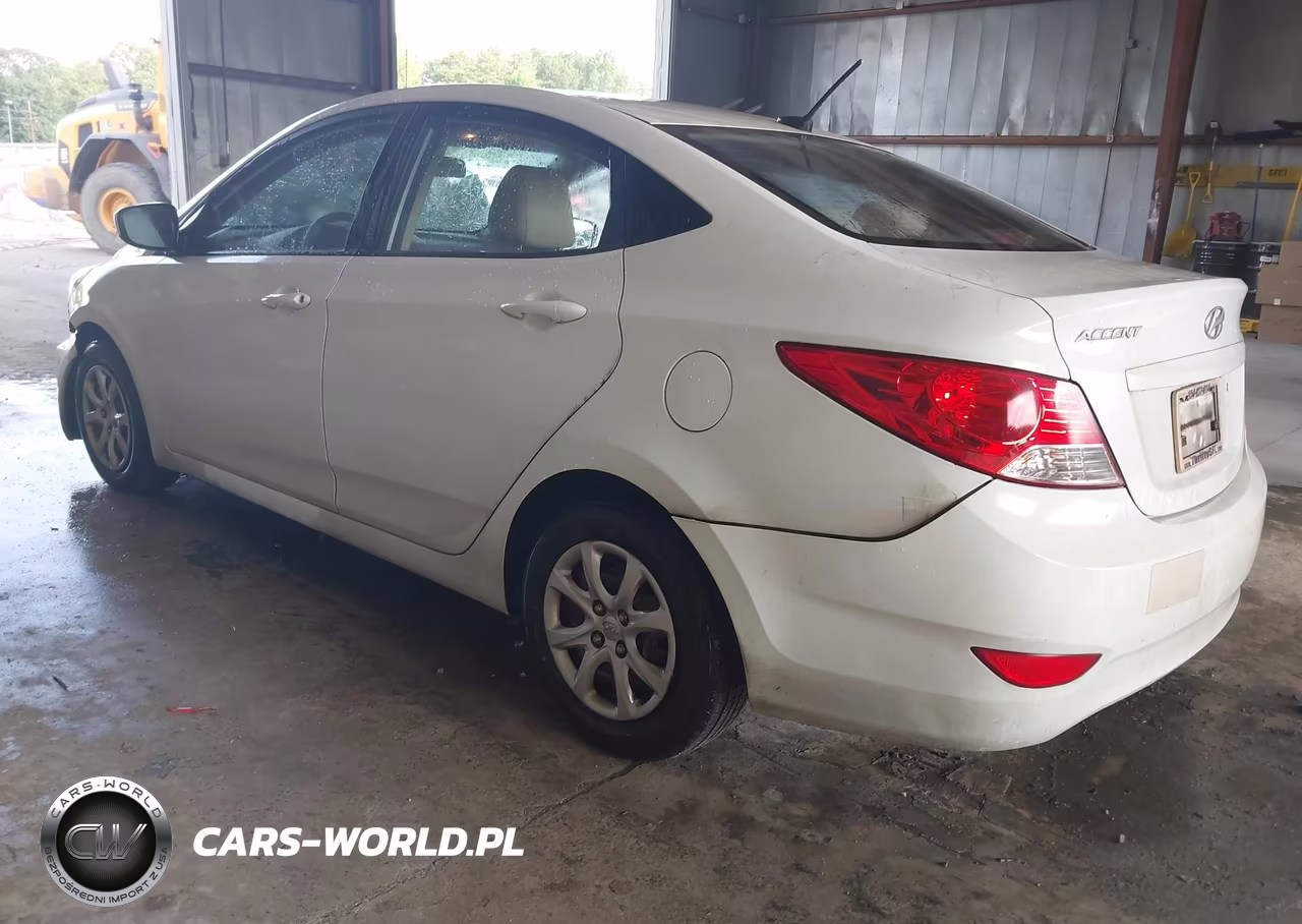 2013 Hyundai Accent Gls VIN:KMHCT4AE7DU523094 - 3