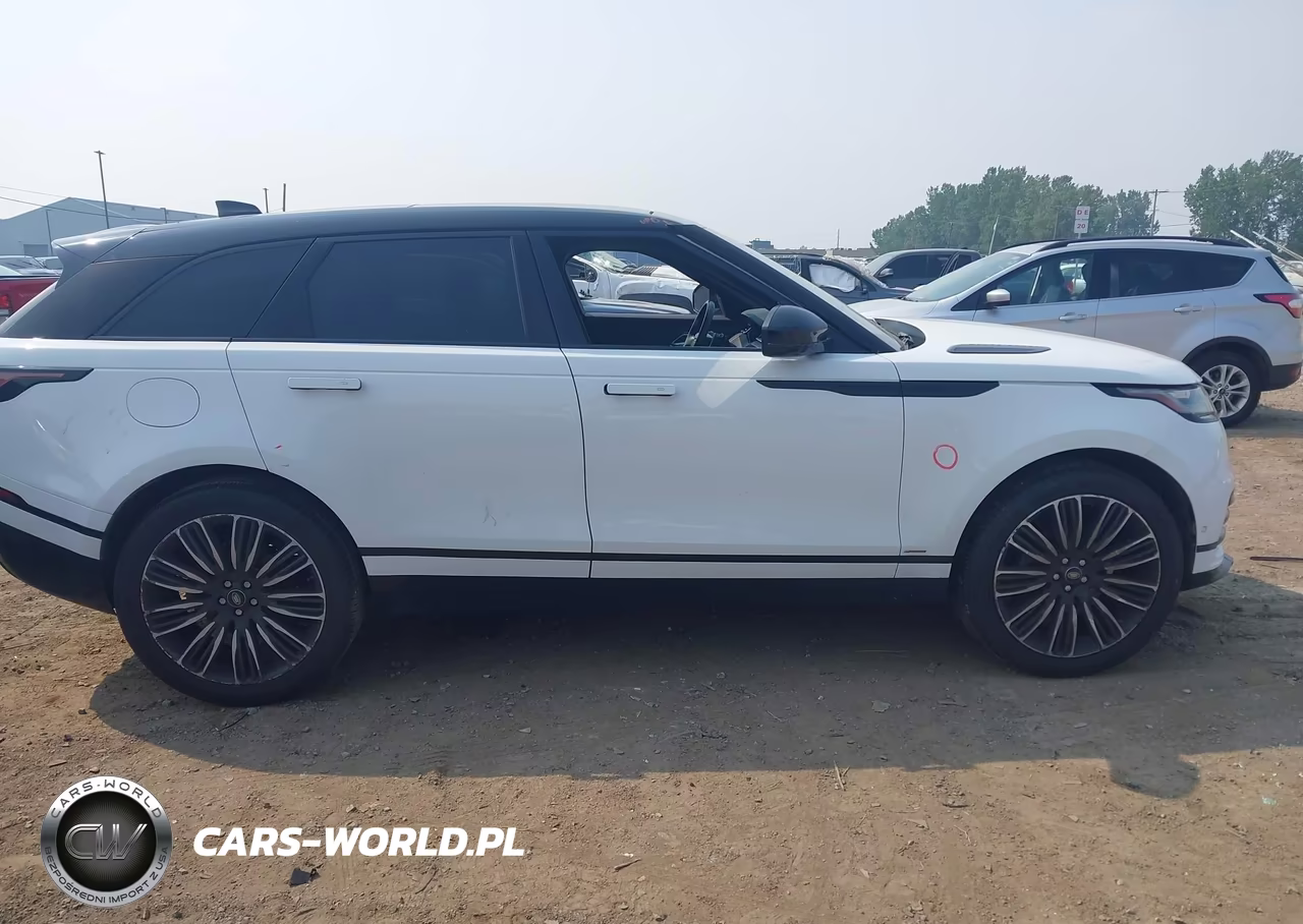 2019 Land Rover Range Rover Velar P250 R-Dynamic Se VIN:SALYL2EX4KA223580 - 13