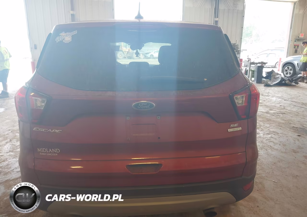2019 Ford Escape Se VIN:1FMCU0GD2KUA93329 - 16