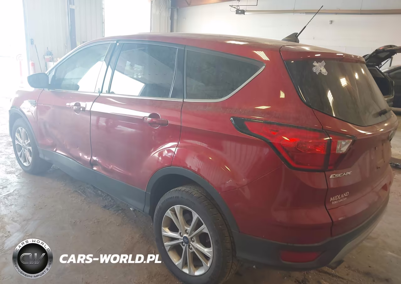 2019 Ford Escape Se VIN:1FMCU0GD2KUA93329 - 3
