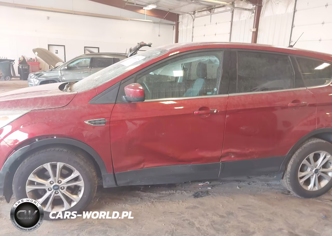 2019 Ford Escape Se VIN:1FMCU0GD2KUA93329 - 6