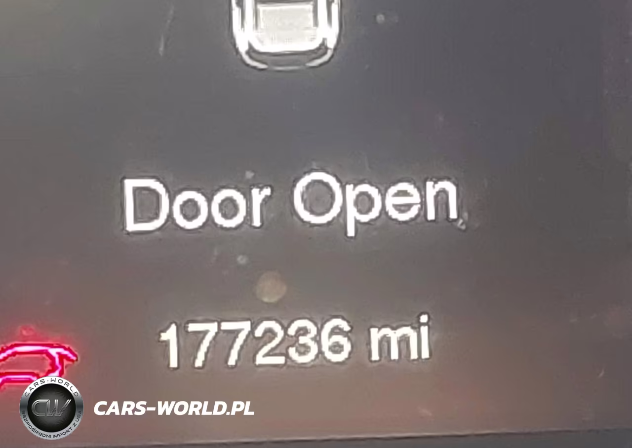 2016 Jeep Cherokee Altitude VIN:1C4PJMAB0GW340162 - 15