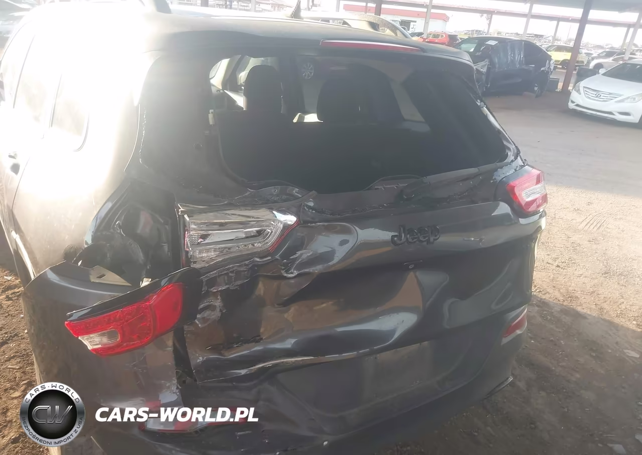 2016 Jeep Cherokee Altitude VIN:1C4PJMAB0GW340162 - 6