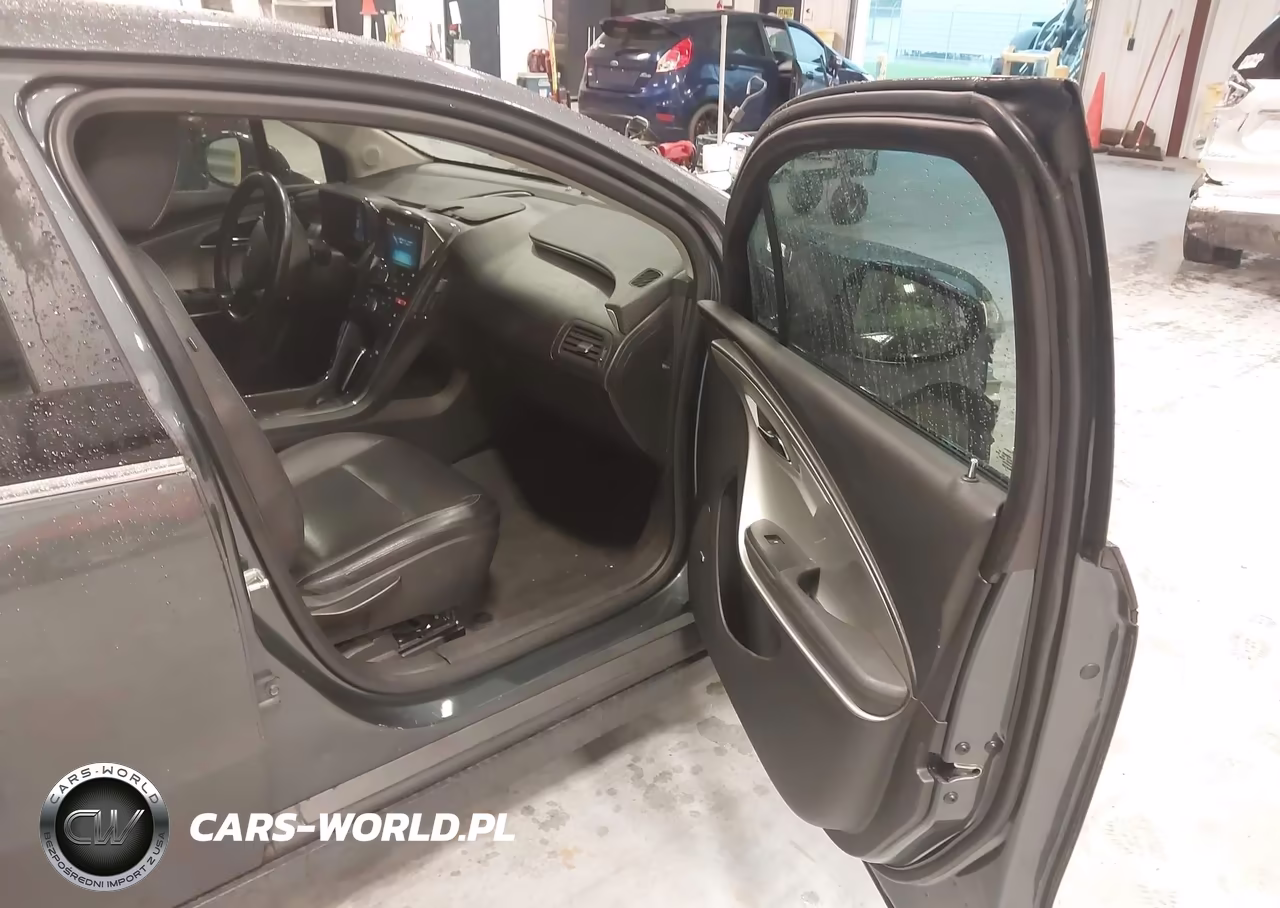 2013 Chevrolet Volt VIN:1G1RH6E44DU101130 - 5