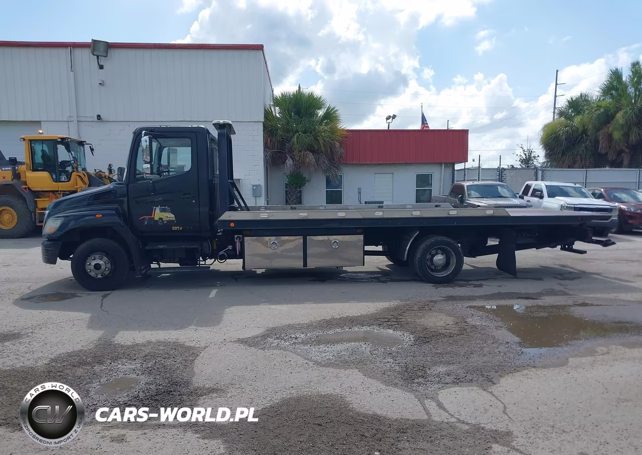 2010 Hino 258 VIN:5PVND8JN7A4S50199 - 17