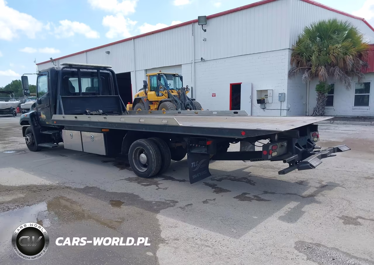 2010 Hino 258 VIN:5PVND8JN7A4S50199 - 3