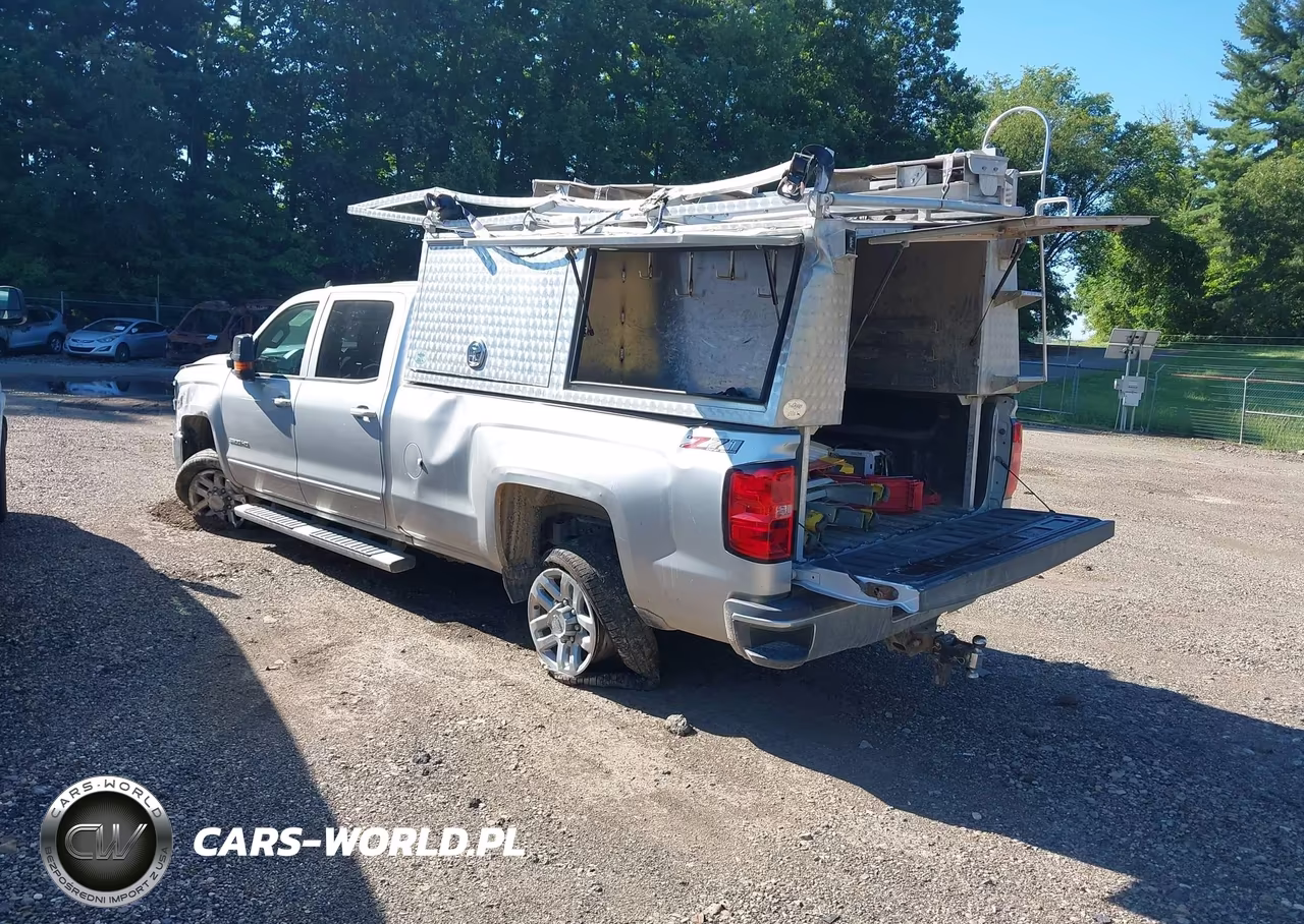 2019 Chevrolet Silverado 3500Hd Lt VIN:1GC4KWCY8KF100511 - 3