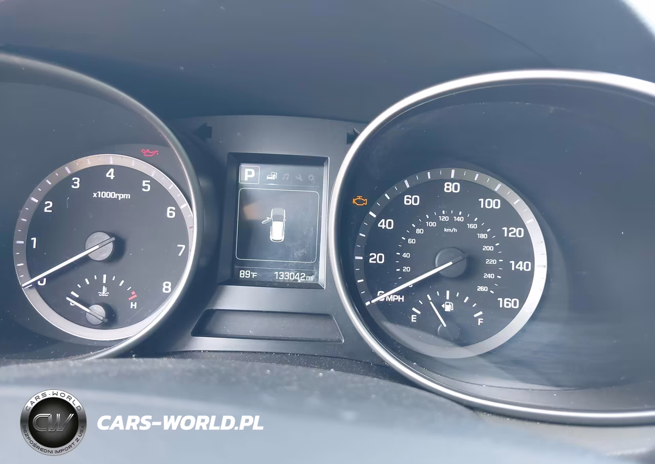 2017 Hyundai Santa Fe Se VIN:KM8SMDHF9HU220041 - 7
