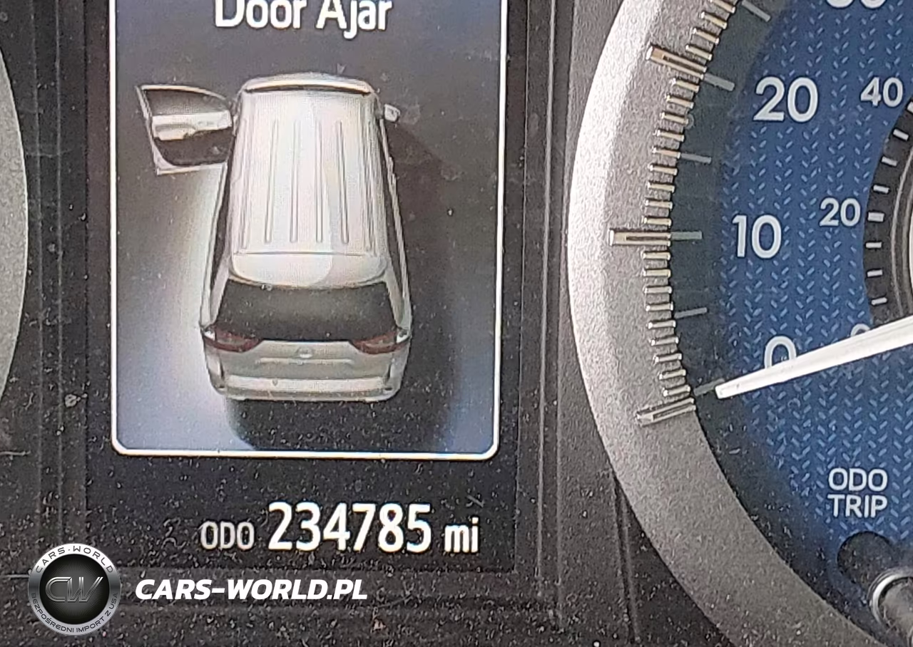 2019 Toyota Sienna Le 8 Passenger VIN:5TDKZ3DC8KS968948 - 16