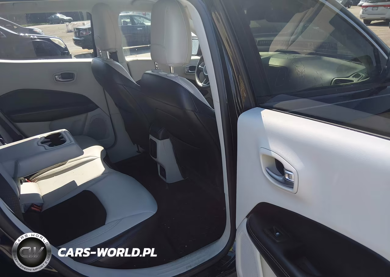 2018 Jeep Compass Sun And Wheel Fwd VIN:3C4NJCBB3JT487783 - 8