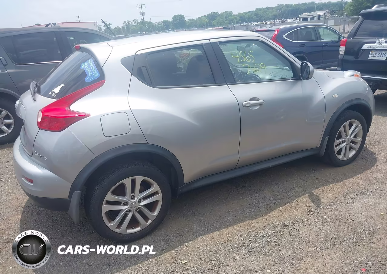 2011 Nissan Juke Sv VIN:JN8AF5MV4BT006959 - 4