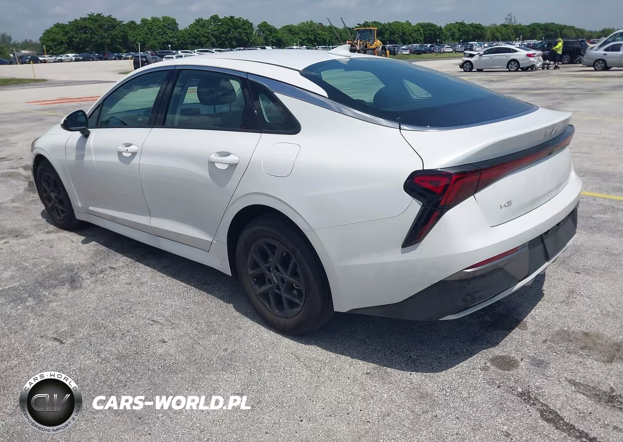 2026 Kia K5 Lxs Fwd VIN:KNAG24J79T5457633 - 3