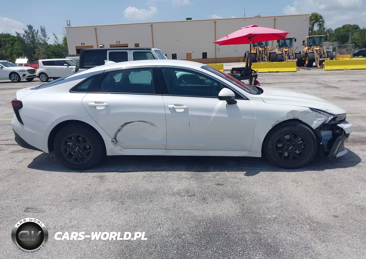 2026 Kia K5 Lxs Fwd VIN:KNAG24J79T5457633 - 6